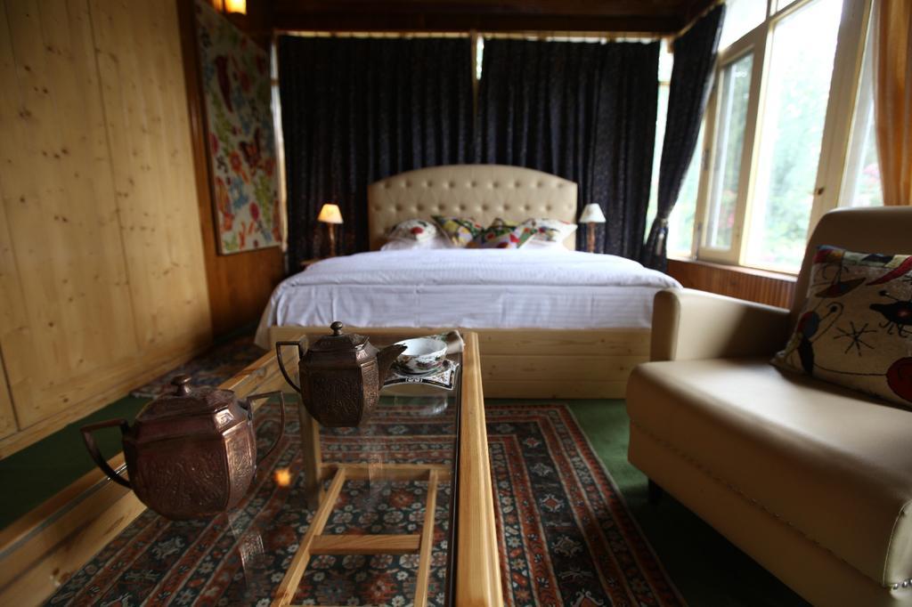 Dove Cottage Srīnagar Eksteriør bilde